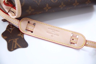 Louis Vuitton Super
