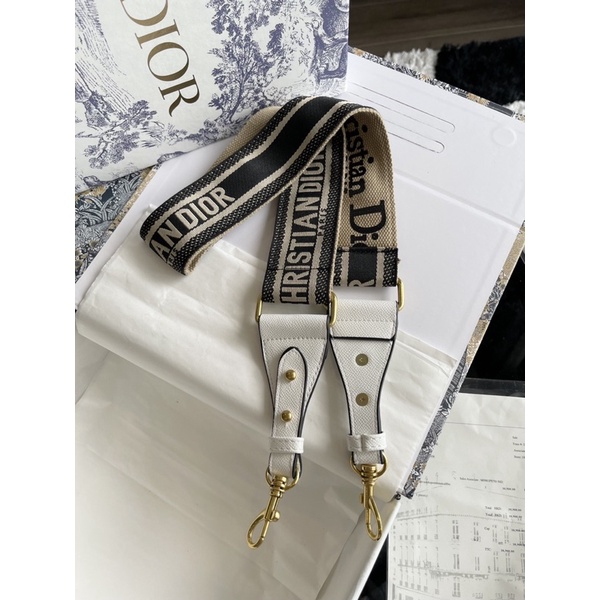 Túi dio.r yên ngựa