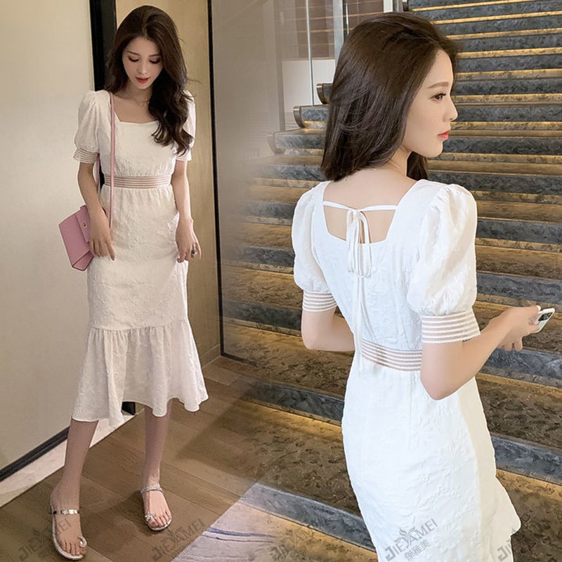 Đầm Trắng Đuôi Cá Cổ Vuông Kiểu Retro Phối Ren Tay Phồng