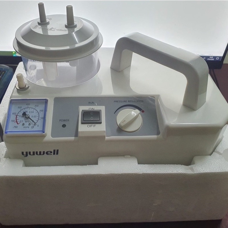 Máy Hút Dịch Hút Đờm Mũi Họng 1 Bình Yuwell 7E-A