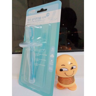 Bàn chải silicone massage cho bé Hàn Quốc