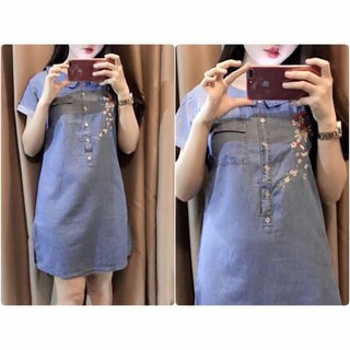Váy bò denim cổ Peter Pan thêu hoa
