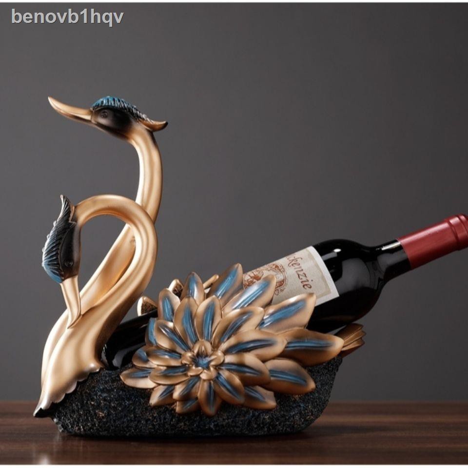 Châu Âu Swan Wine Rack Trang trí nhà cửa Đồ thủ công Sáng tạo Đơn giản Hiện đại Tủ rượu Biệt thự Quà tặng tân gia