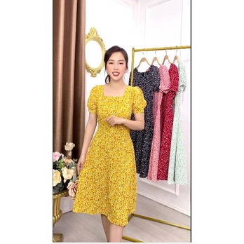 Váy hoa nhí , thiết kế trẻ trung, thời thượng. Chất liệu vải lụa, mềm mại