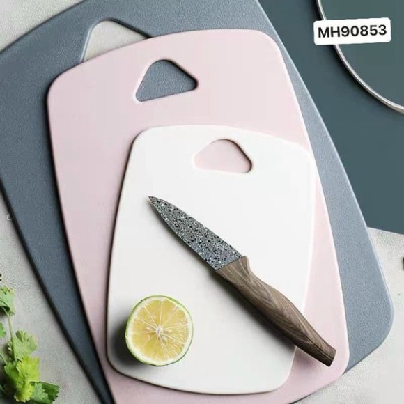 (giá sỉ)Combo 3 Thớt Nhựa Kháng Khuẩn Nhiều Màu, Khử Mùi, Chống Nấm Mốc, Chống Trượt