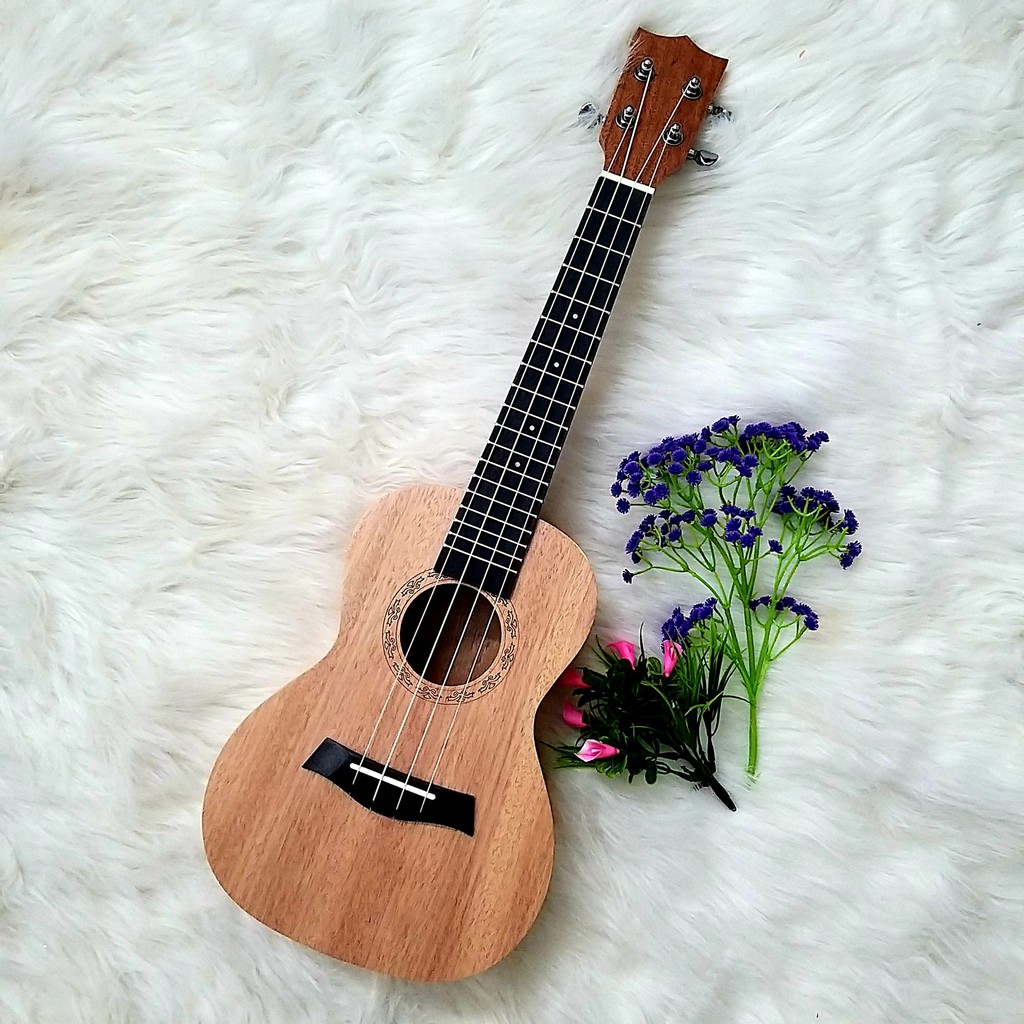 Đàn Ukulele Concert Full gỗ Mahogany 23 inch (Tặng kèm GT và 3 pick gảy)