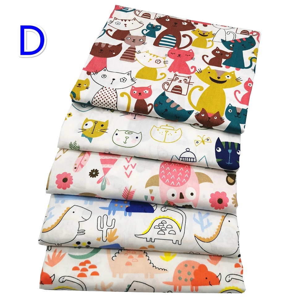 Set 5 tấm vải Cotton dệt hình vuông họa tiết hoạt hình