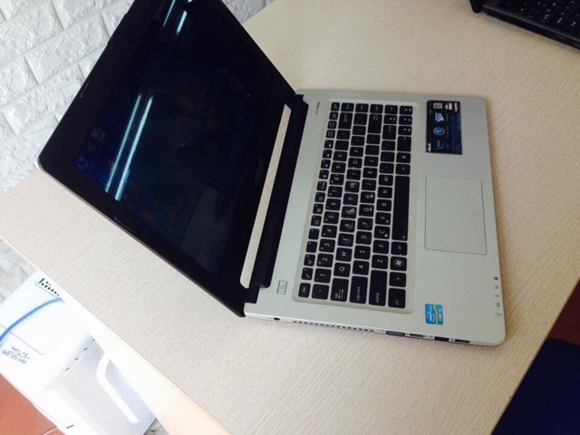 Laptop Asus K46 i5 mỏng nhẹ vỏ nhôm thời trang văn phòng | BigBuy360 - bigbuy360.vn