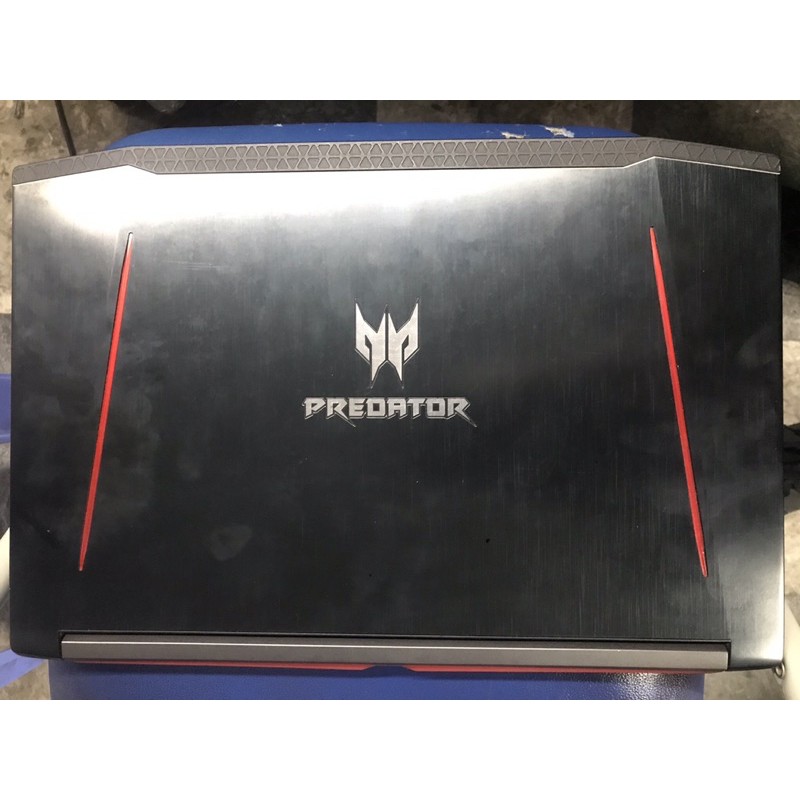 Máy tính asus predator