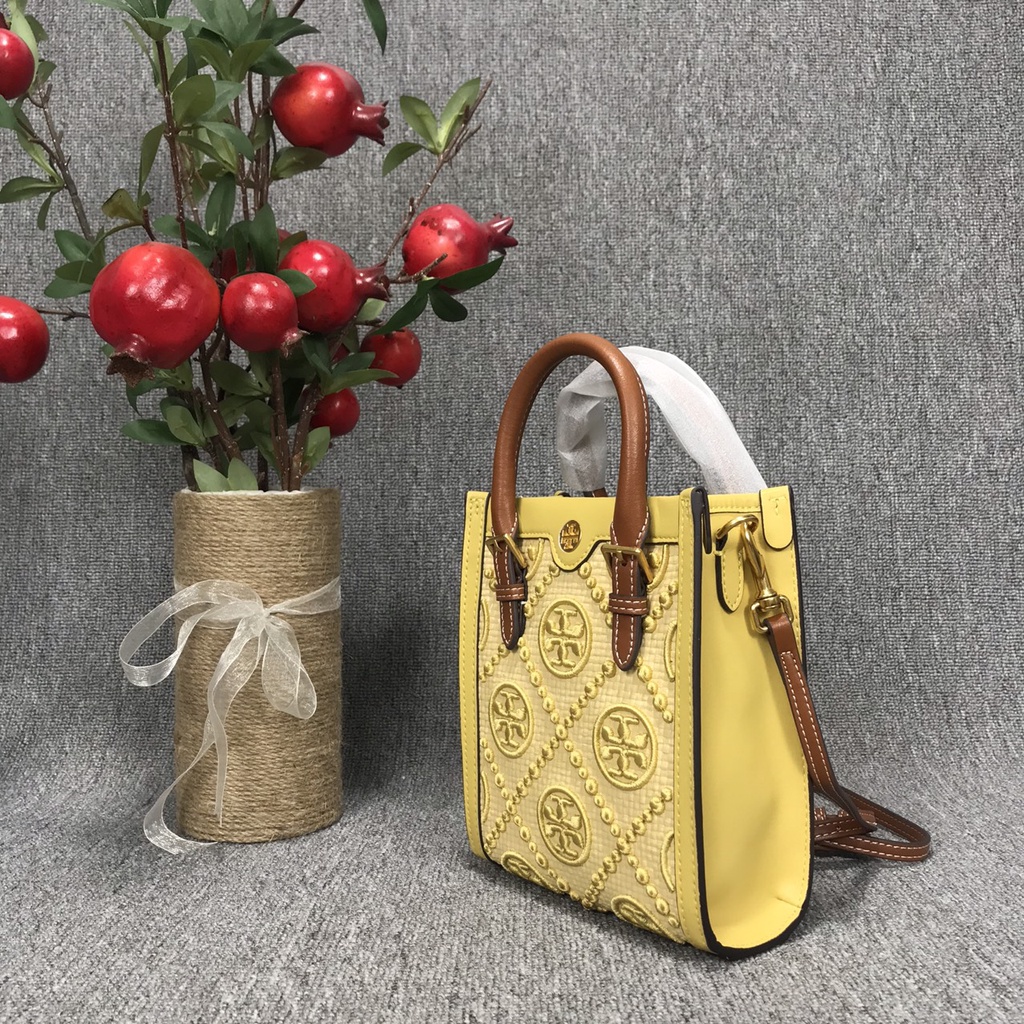 Túi đeo chéo mini Tory Burch xuất xịn chất liệu sợi cói phối da trẻ trung & xinh xắn