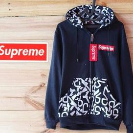 Áo khoác Hoodie màu đen in chữ Supreme Techno cá tính