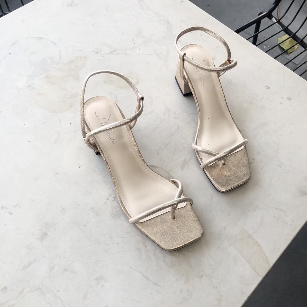 GIÀY SANDAL NỮ QUAI MẢNH XỎ NGÓN CAO 6 CM ÊM CHÂN
