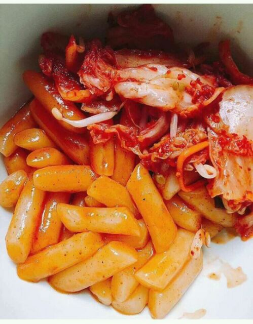 Bánh gạo cay hàn quốc tokkboki set 500g bánh kèm sốt | BigBuy360 - bigbuy360.vn