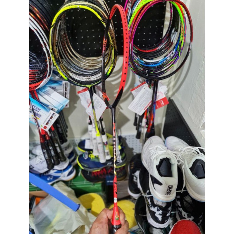 Vợt YONEX ASTROX 77 REDSHINE