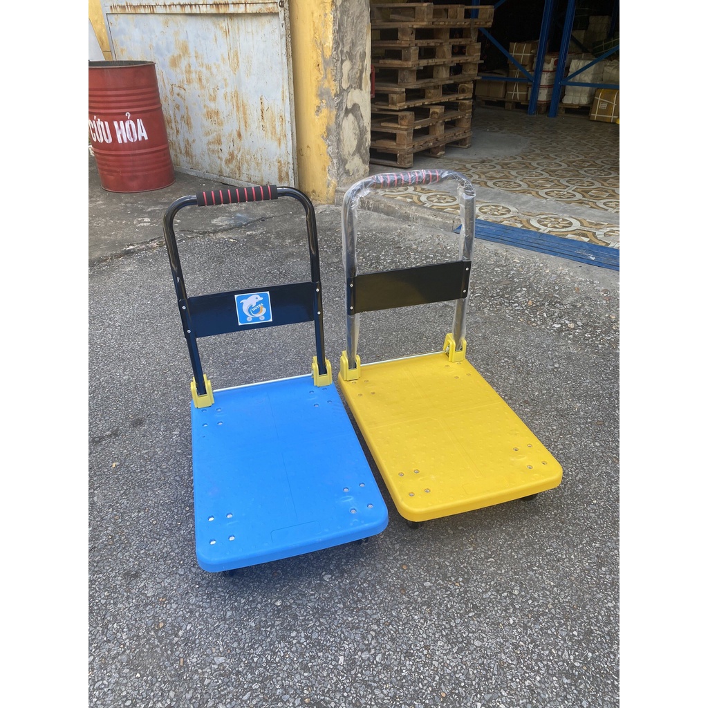 Xe kéo hàng gấp gọn trong tải 200kg sàn nhựa khung sắt mới