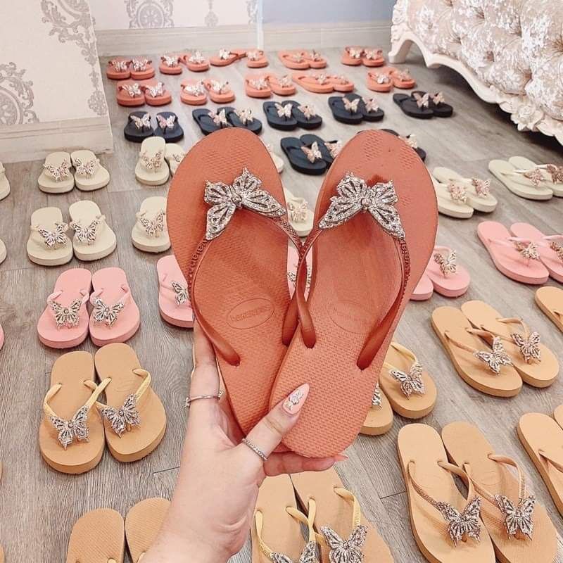 dép kẹp xốp đính charm siêu hot