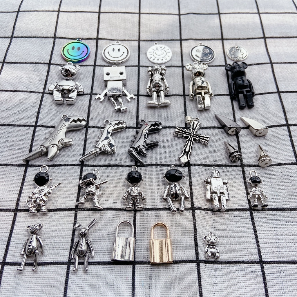 Hạt Charm Giày Robot Bằng Kim Loại Màu Tối Phong Cách Punk Punk Charm -croc /Jobz /Button croc /Charm/Dross DIY