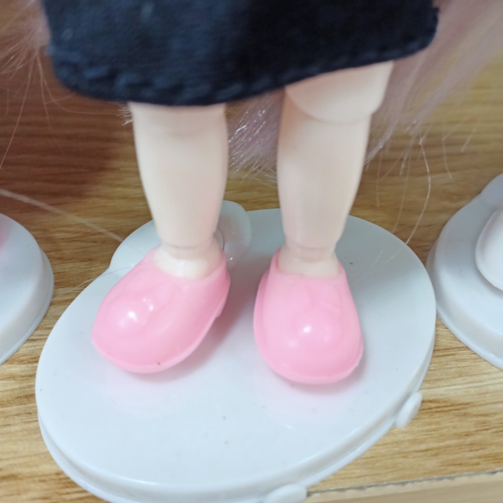 Giày Nhựa giá rẻ Cho Búp Bê Bé Trai ,Bé Gái Cao16cm