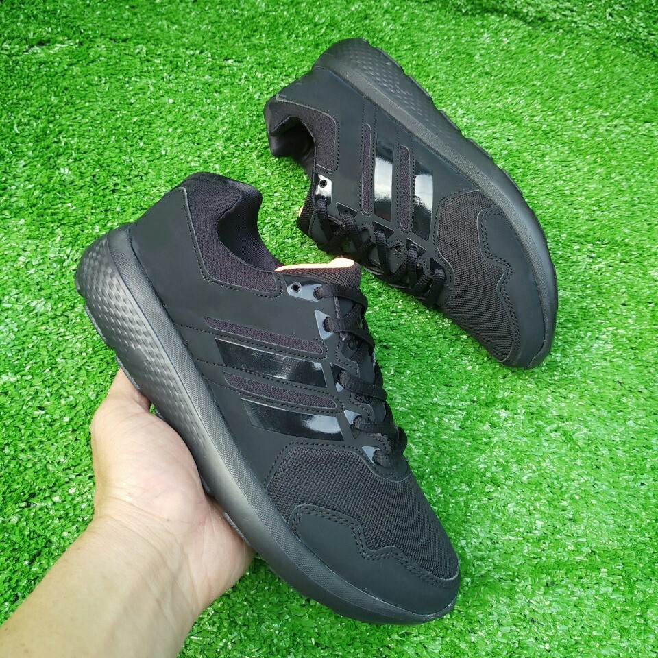 Giày thể thao sneaker nam nữ đen full và trắng full size từ 35 đến 44