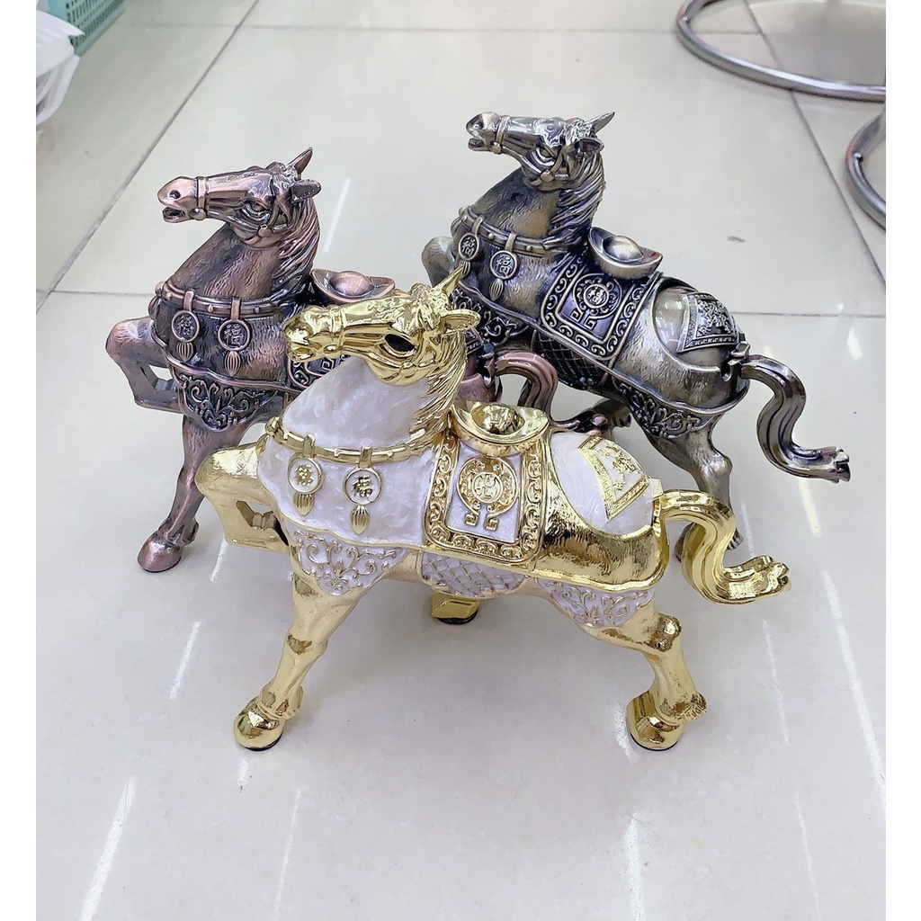 GẠT TÀN THUỐC LÁ BẰNG ĐỒNG GIẢ CỔ HÌNH NGỰA