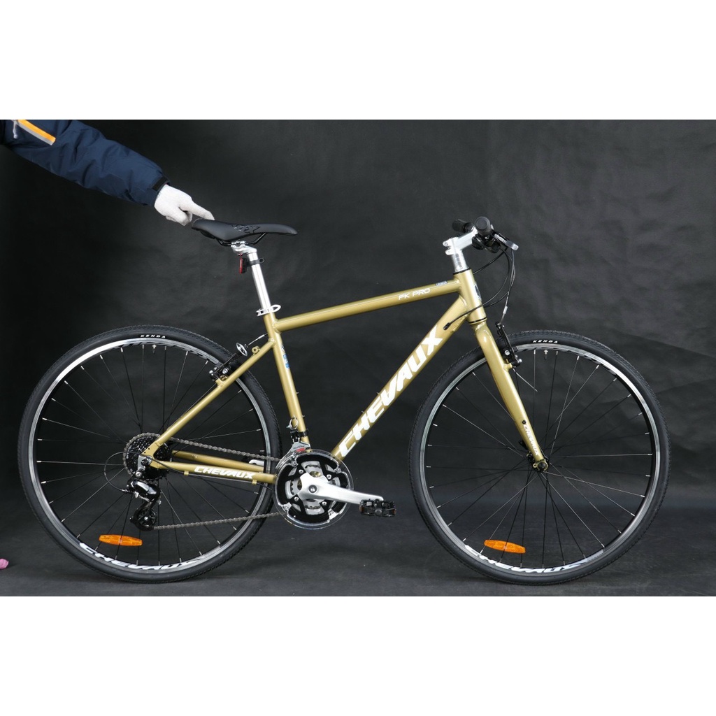 Xe đạp Touring CHEVAUX FK PRO Khung hợp kim nhôm Xuất thị trường Nhật