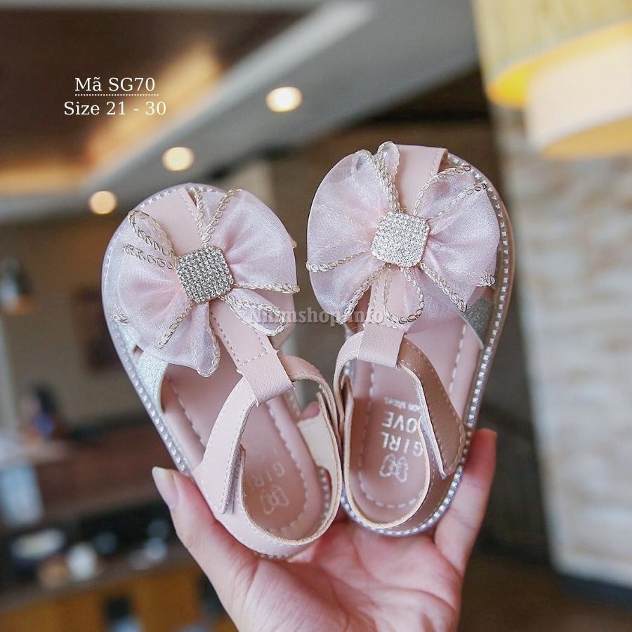 Giày sandal công chúa đính nơ kiểu bít mũi điệu đà duyên dáng cho bé gái 1 - 5 tuổi thời trang phong cách Hàn Quốc SG70