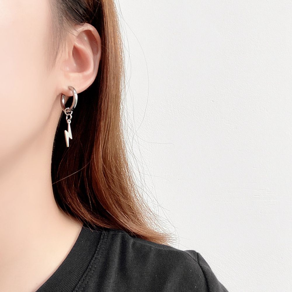 Khuyên tai tròn bằng thép không gỉ phong cách hip hop Hàn Quốc thời trang cho nam và nữ