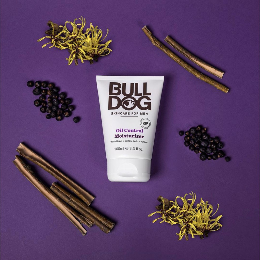 Kem Dưỡng Da Nam Bulldog Oil Control MOISTURISER