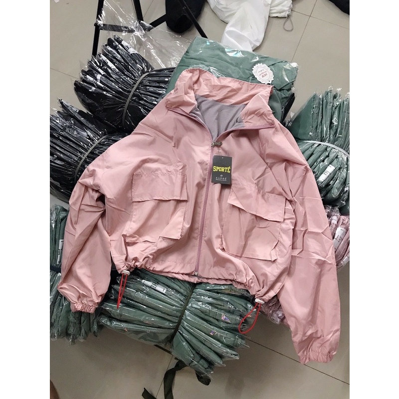 Áo khoác nữ 2 lớp chất liệu dù cán dày dặn túi hộp - Sài Gòn Shop