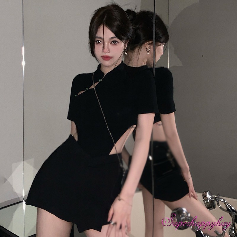 Áo liền quần Tay Ngắn Thiết Kế Khoét Quyến Rũ