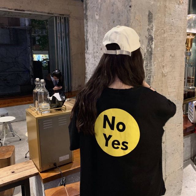 Áo thun tay lỡ No Yes.