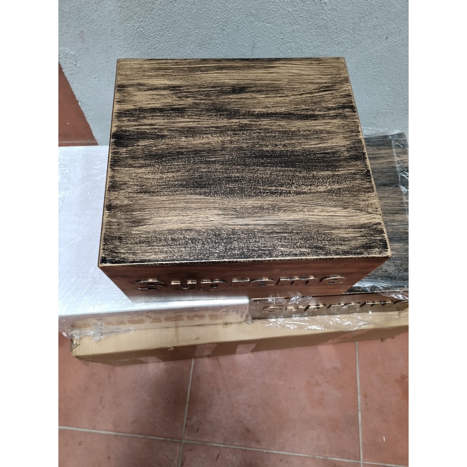 Kệ kê chân Gấu BearBrick-bục kê chân nâng chiều cao tượng trang trí bằng gỗ nhiều màu đẹp,sang chảnh