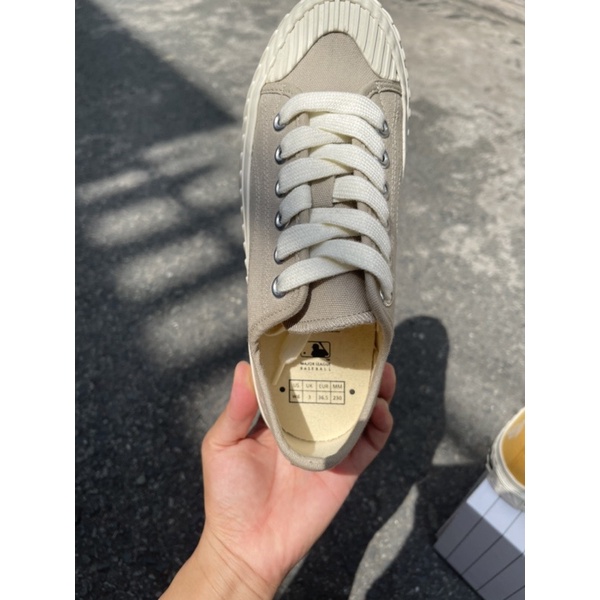 Giày MLB Playball Origin New York gọn gàng, thanh lịch