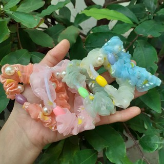 Dây Cột tóc hoa cúc đính hạt siêu sang( được chọn màu)