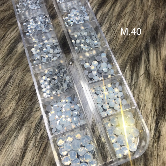 Đá giả úc 1400v mã 40 siêu sáng, không bung chân