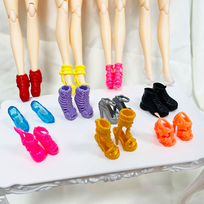 1 đôi giày cao gót 30cm cho búp bê barbie