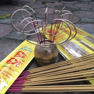 Nhang thơm BỒ ĐỀ (10 thẻ = 300 nén), MÙI TẾT, ít khói, cuộn đẹp