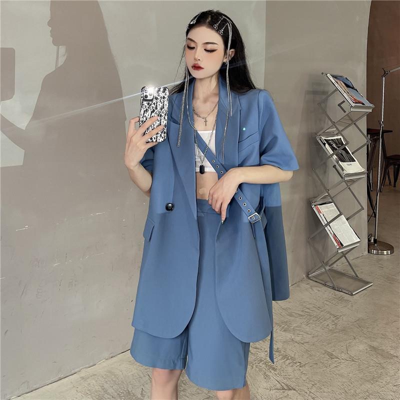 Summer fashion suit women's 2021 new ins thin fried Street short sleeved suit + casual shorts two piece suit