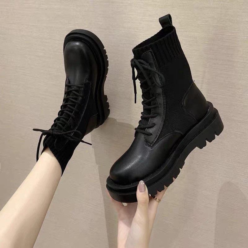 Giày Boot Dệt Kim Màu Trắng Cá Tính