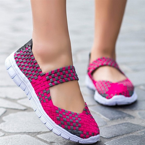 Giày Sneaker chất liệu thấm hút cho nữ