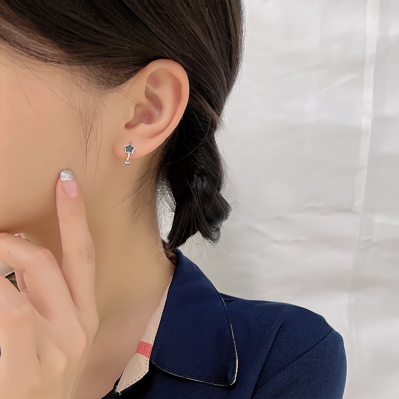 1 chiếc - Khuyên tai trái tim