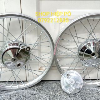 BÁNH CĂM NIỀNG NHÔM SOLUTE DE TRẮNG BẠC ĐÙM MẠ CROM CÓ MÁ ĐÙM TRƯỚC SAU GẮN CÁC LOẠI XE HONDA THẮNG ĐÙM