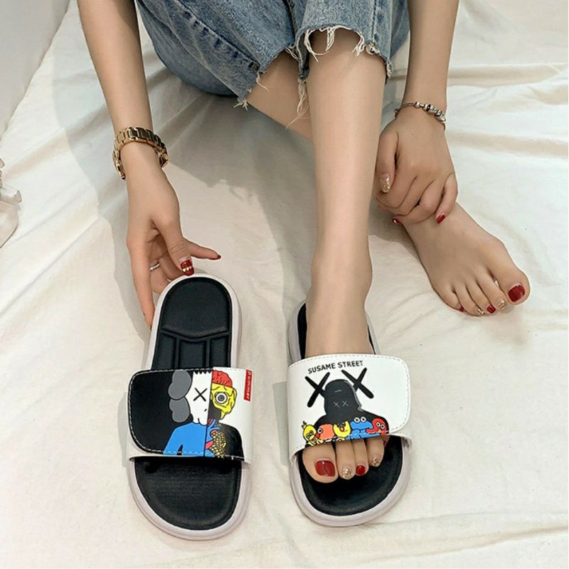 🔥HÀNG SIÊU CẤP🔥Dép nữ, Dép nam nữ quai gián thời trang in họa tiết Kaws x Susame Street siêu đẹp