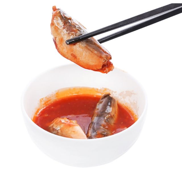 Cá mòi 3 cô gái - Cá nục sốt cà 155g date 2024