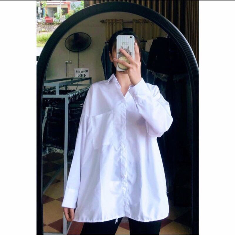 Sơmi trắng nam và nữ