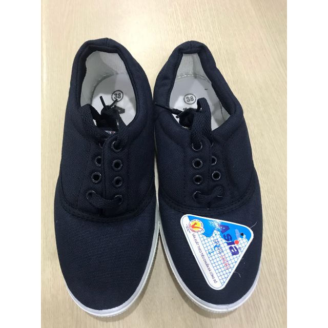 Giày asia xanh dây buộc