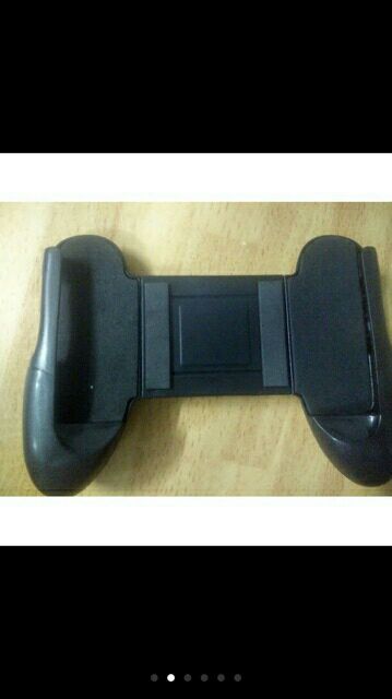 GIÁ ĐỠ ĐIỆN THOẠI CHƠI GAME (GAMEPAD)