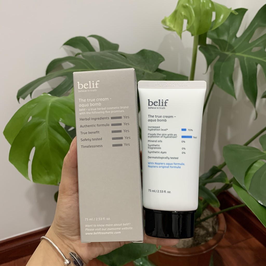 Kem dưỡng da Belif true cream Aqua/Moisturizing bomb 75ml