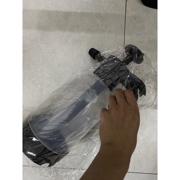 5 bình xịt bọt tuyết rửa nội thất xe giao hoả tốc.