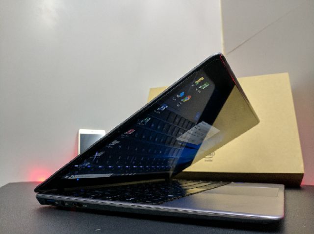[Mã ELHAMS5 giảm 6% đơn 300K] Laptop CHUWI Lapbook SE siêu mỏng